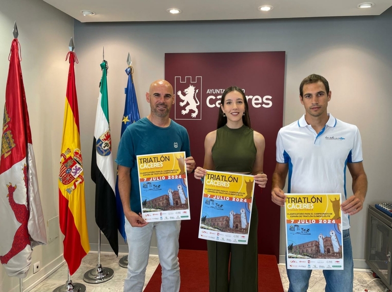 Cáceres recupera el Triatlón Cáceres Ciudad Histórica, que se celebrará este domingo 7 de julio