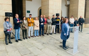 El Ayuntamiento de Cáceres muestra su repulsa por los asesinatos de mujeres víctimas de la violencia machista