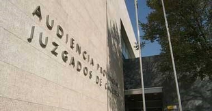 La Audiencia de Cáceres absuelve a un médico y dos enfermeras acusados de acceder al historial de una compañera
