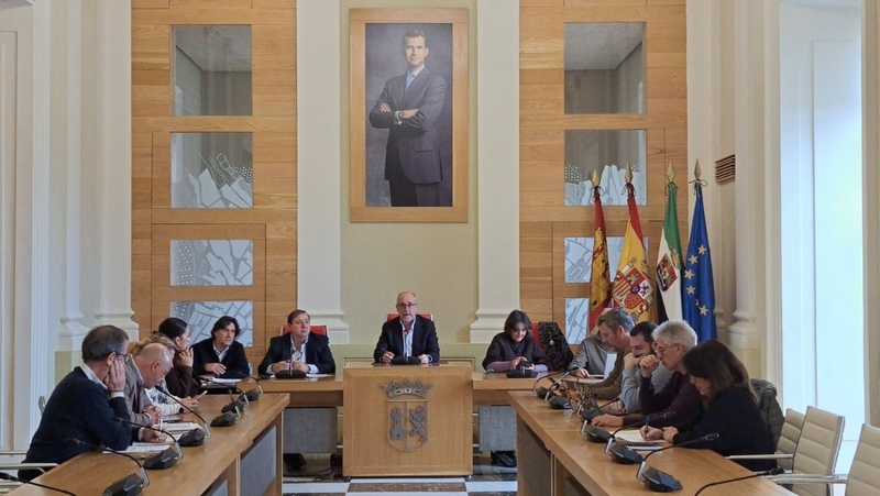 La calle Gómez Becerra contará con un sistema de sombra que mejorará el confort de los peatones