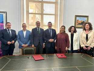 El alcalde Rafa Mateos reafirma el compromiso del Ayuntamiento con la generación de empleo