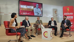 El alcalde de Cáceres reivindica fortalecer las relaciones transfronterizas con más acuerdos y mejores conexiones con Portugal