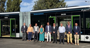  El Ayuntamiento incorpora el primer autobús articulado 100% eléctrico al servicio de transporte urbano en Cáceres